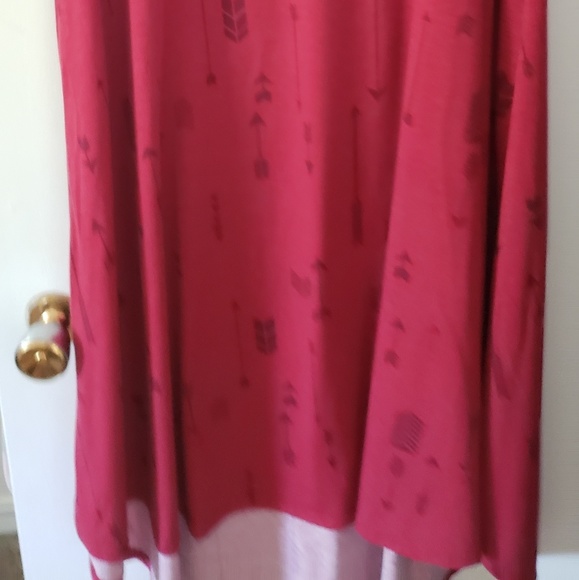 Lularoe Carly - Picture 2 of 4